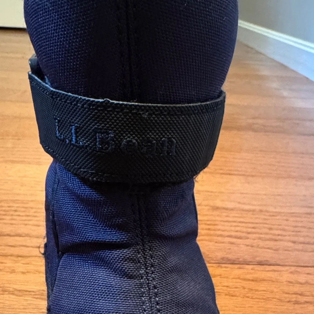 L.L. Bean Kids Navy Blue Waterproof Snow Boots